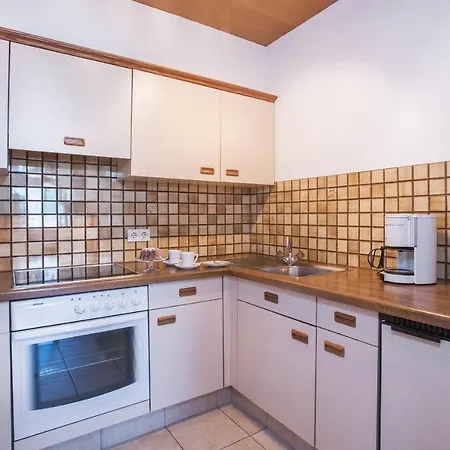 Gaestehaus Hoellwarth Apartment Stumm