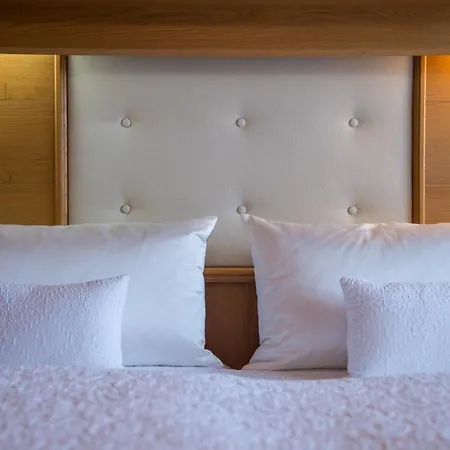 Gaestehaus Hoellwarth *