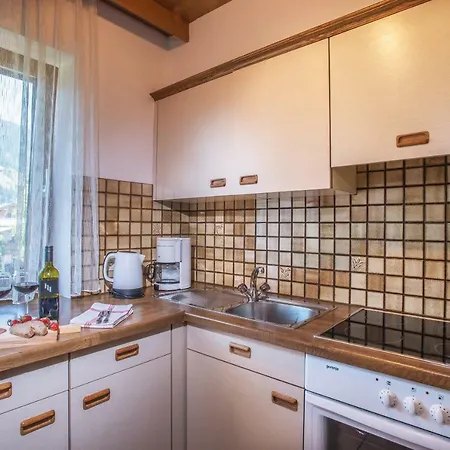 Gaestehaus Hoellwarth Apartment *