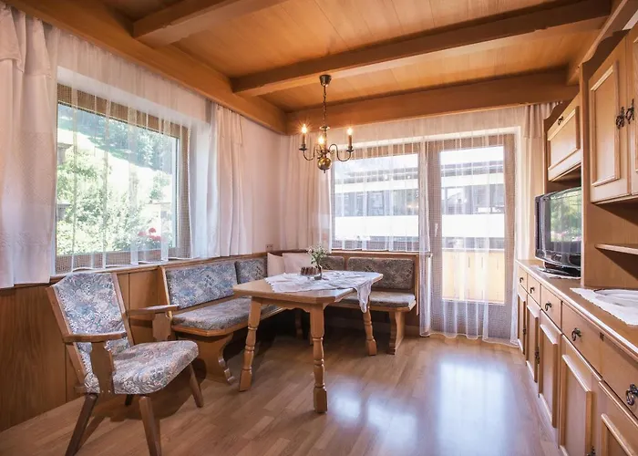 Apartamento Gaestehaus Hoellwarth *